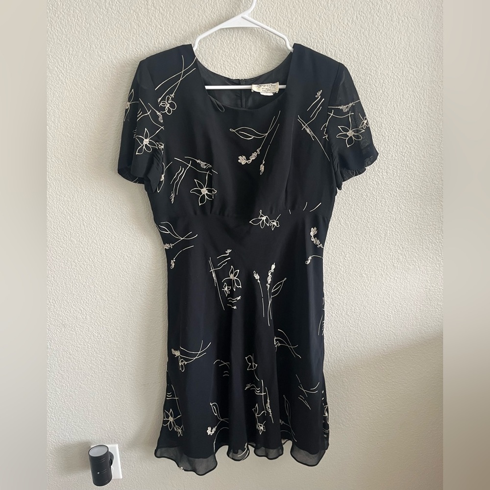 Chic Jeffery and Dara 90’s Black Floral Fit & Flare Dress